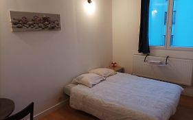 Chambre 14m² proche Saclay / Massy bus à 2' à pied